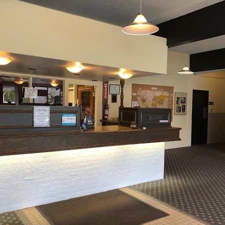 Providence Place Inn Port Hardy Εξωτερικό φωτογραφία