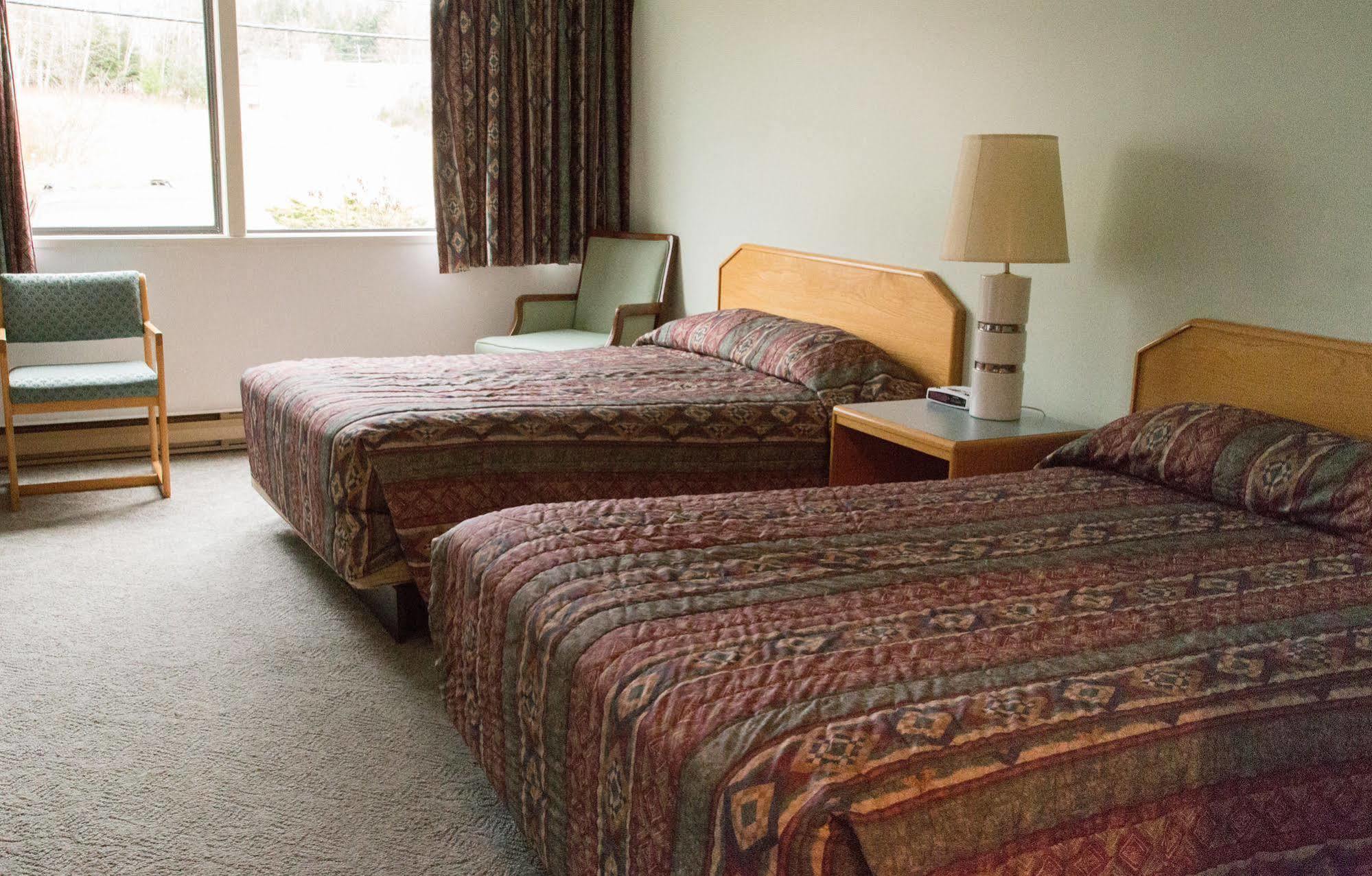 Providence Place Inn Port Hardy Εξωτερικό φωτογραφία