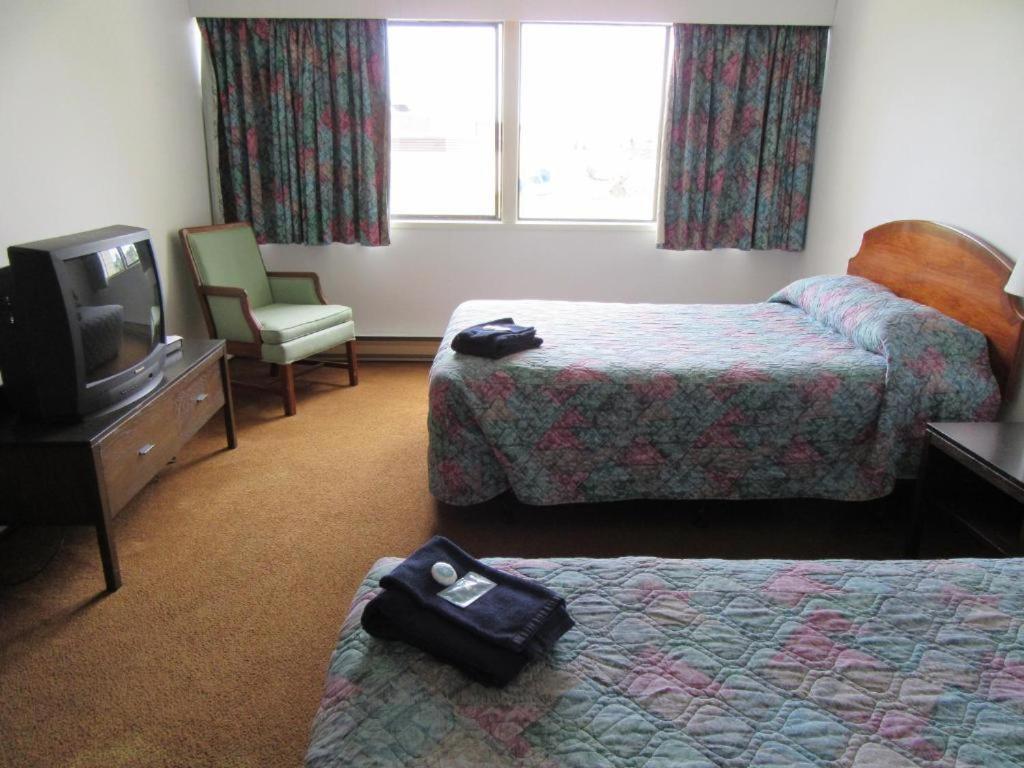 Providence Place Inn Port Hardy Εξωτερικό φωτογραφία